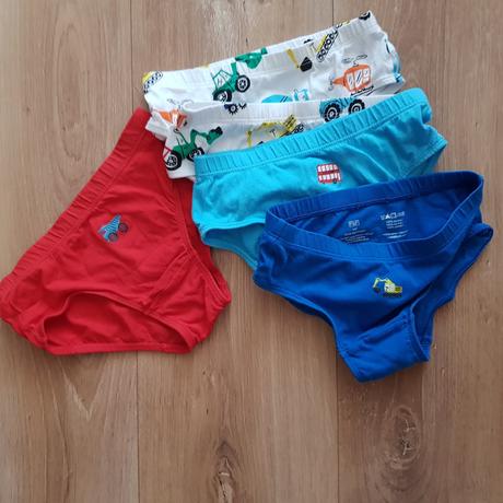 Slipy 110/116, tesco,110