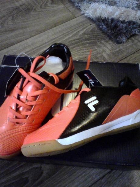 Malo nosene halovky, fila,28