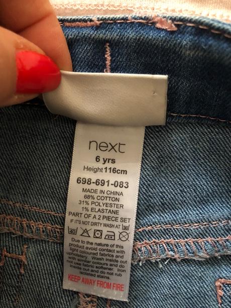 Kratasky a tricko, next,116