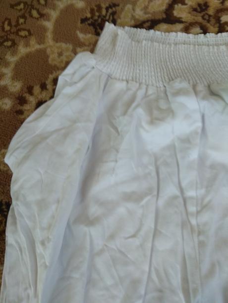 Biele letné nohavice, s