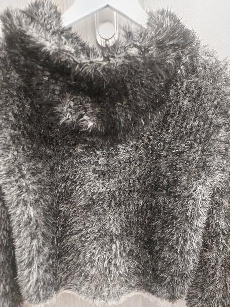 Chlpatý sveter, fishbone