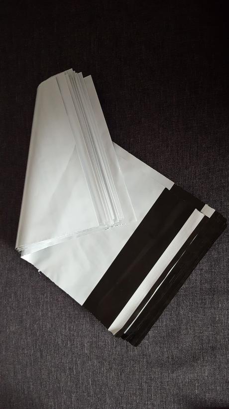 Plastové obálky biele, 