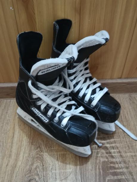 Predám korčule bauer 35, 35