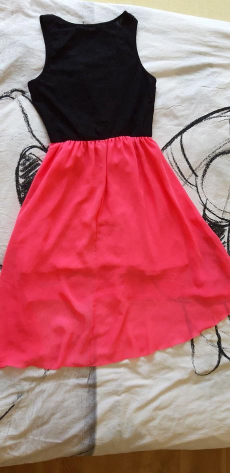 Čierno-ružové šaty, m