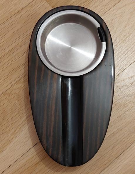 Popolník na cigary, 