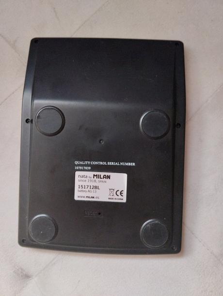 Kalkulačka- väčšia,