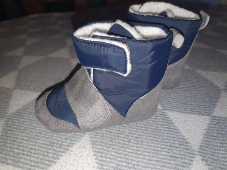 Capačky čižmičky, <17