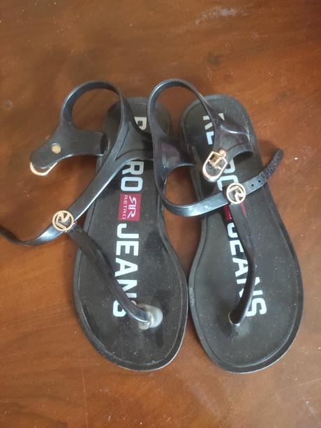 Sandále, 35