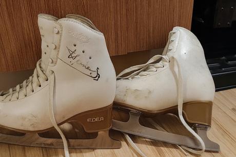 Edea overture v. 235 s podpisom tomáša vernera, 35