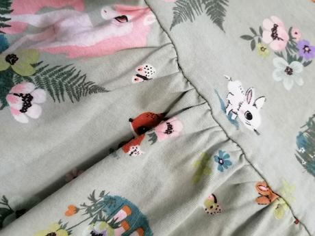 Krásne šatičky s motívom zvieratiek, h&m,134