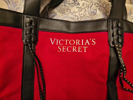 Taska victoria's secret, victoria's secret