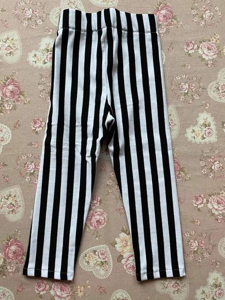 Pruhované legíny, 92