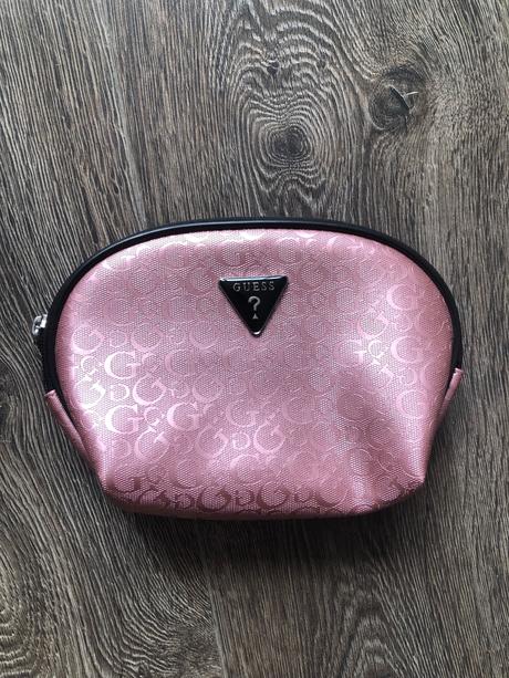 Guess kozmetická tasticka, 