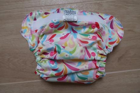 Kapsová plenka aio - floral, majab