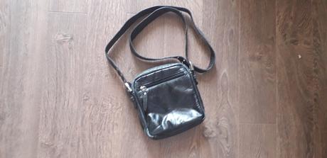 Kožená crossbody  bershka, bershka