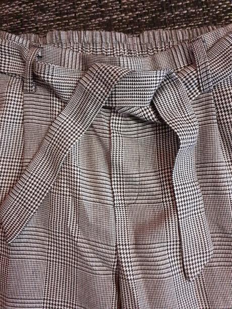 Elegantné nohavice, lindex,146