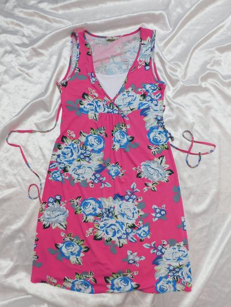 Pekne letne šaty, 38