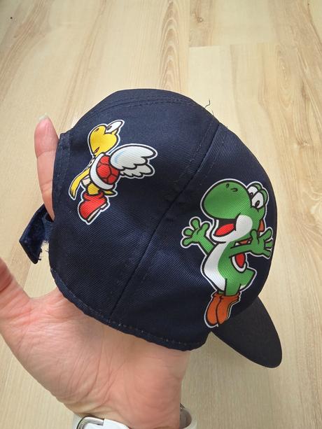 Super mário šiltovka cca na 5 rokov, 140