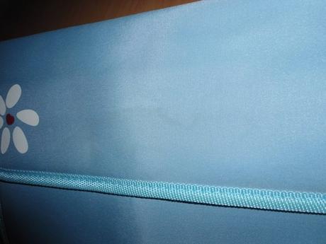 Kozmeticka taska na stetce, 