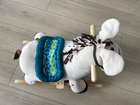 B.toys hojdací kôň rodeo rocker, 