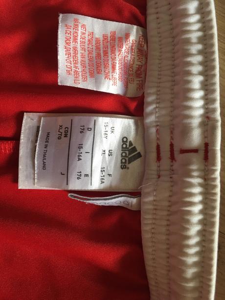 Dres + kratasy adidas, 