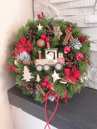 Vianočny veniec s vlacikom 30cm, 