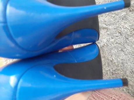 Modré lakované lodičky, 39