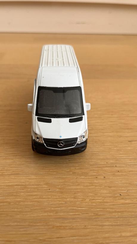 Dodávka značky mercedes, 