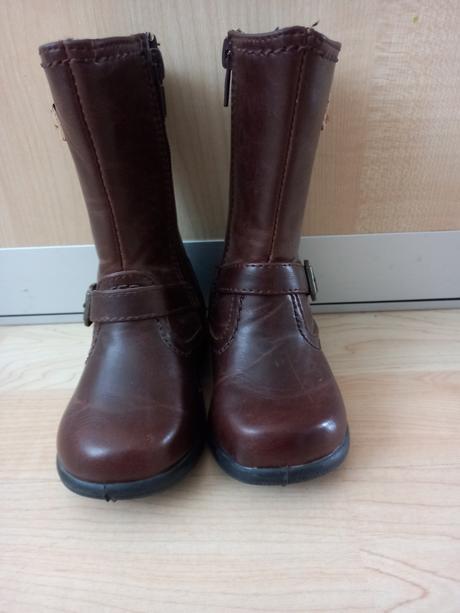 Dievčenské vysoké čižmy, 22