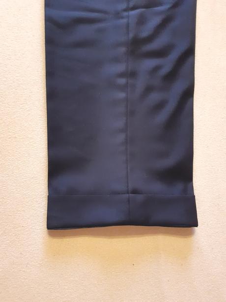 Oblekové pánske nohavice šité, 50