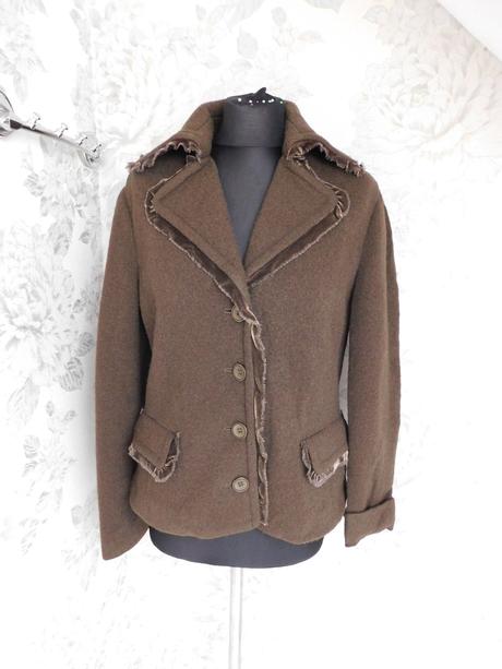 Luxusny vlneny blejzer, 40