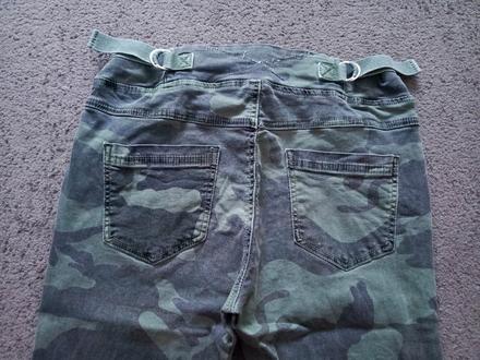 Dámske maskáčové nohavice veľ. l, l