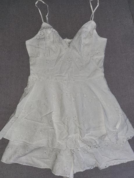 Krátky čipkovy overal xs, fishbone,xs