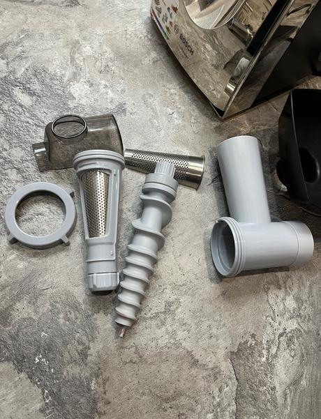 Mlynček na mäso bosch mfw67440 propower, bosch