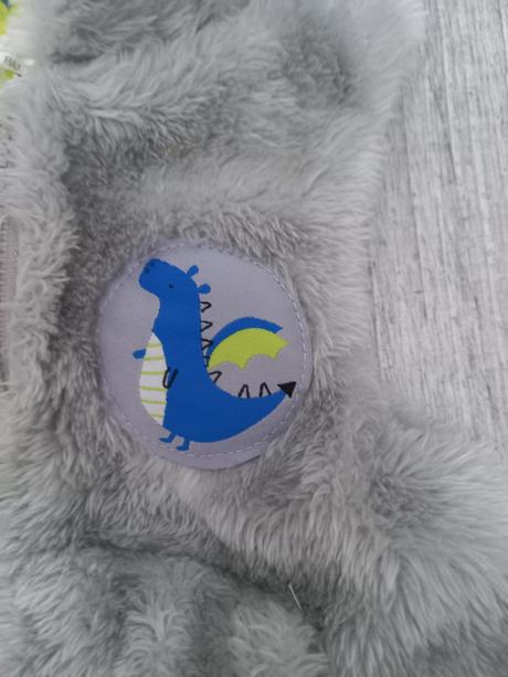 Vesta 80 dinosaurus, baby,80