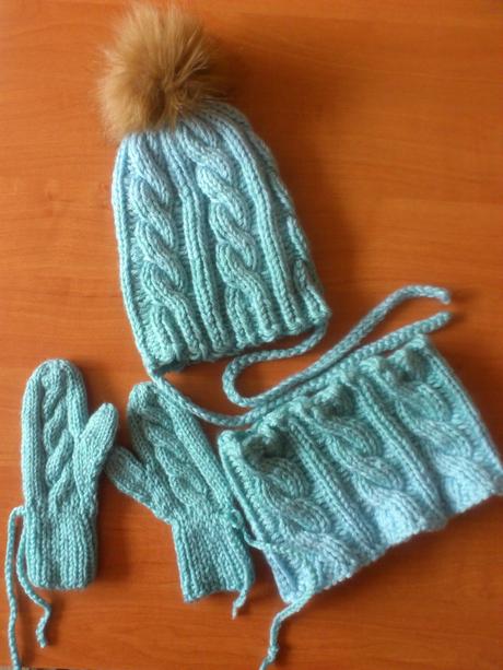 Zimná súprava čiapka nákrčník rukavice, 80