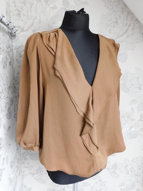 Pekna trendy bluzka, zara,42