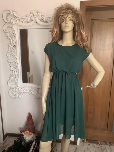 Smaragdovozelene saty, s