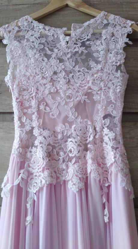 Spoločenské šaty, 38