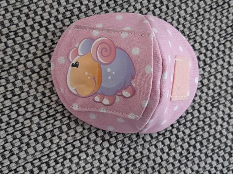 Okluzor na prekrytie očí.,