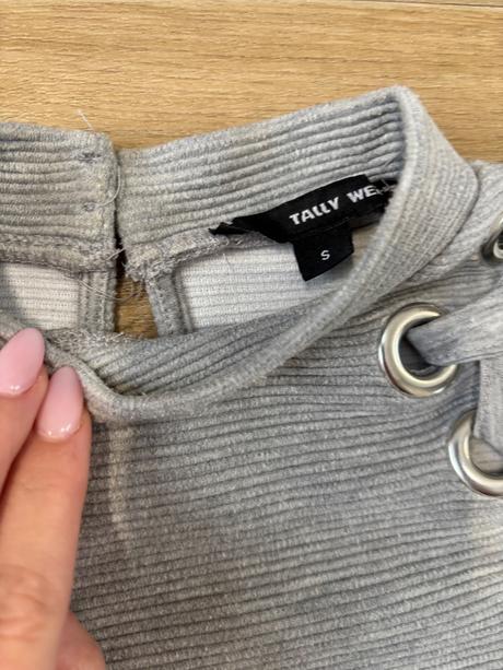 Sivý top, tally weijl,s