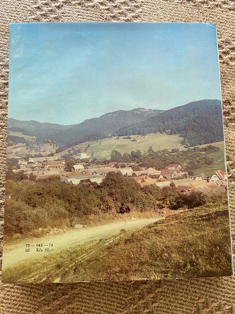 Nádherná historická stará retro kniha snp a turiec, 