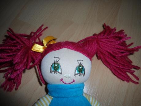 Bábika s mašličkou, 