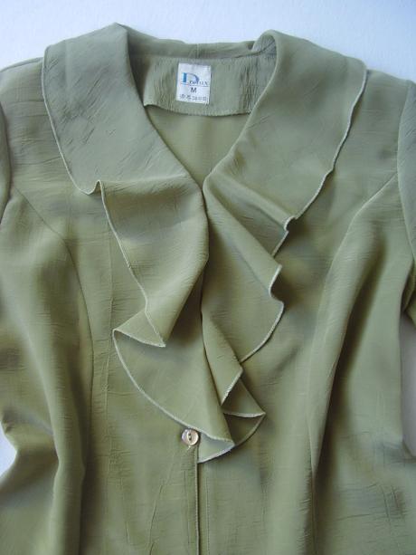 Blúzka s volánmi, m