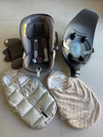 Vajíčko cybex cloud t i-size so základňou, cybex