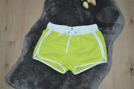 Žiarivé neónové plážové šortky, veľ. 150, benetton,152