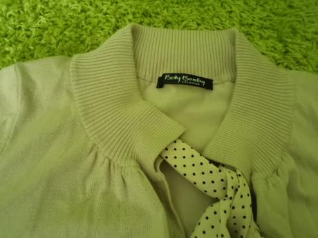 Upletovy svetrik betty barlay, s