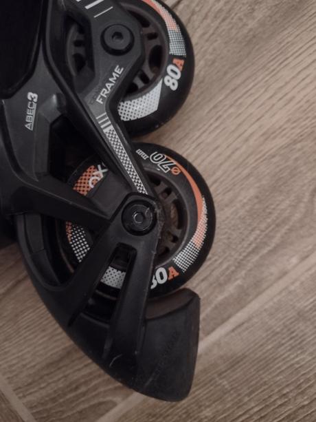 Kolieskové korčule, 29