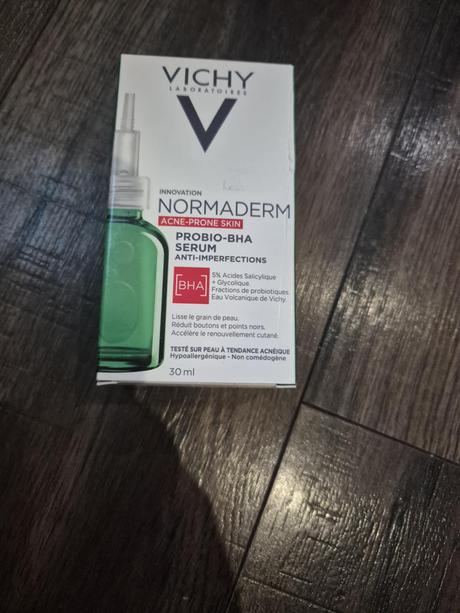 Vichy normaderm serum,