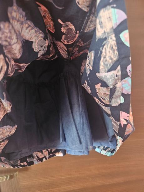 Motýlikové šatičky so spodničkou 134 (m35), bonprix,134